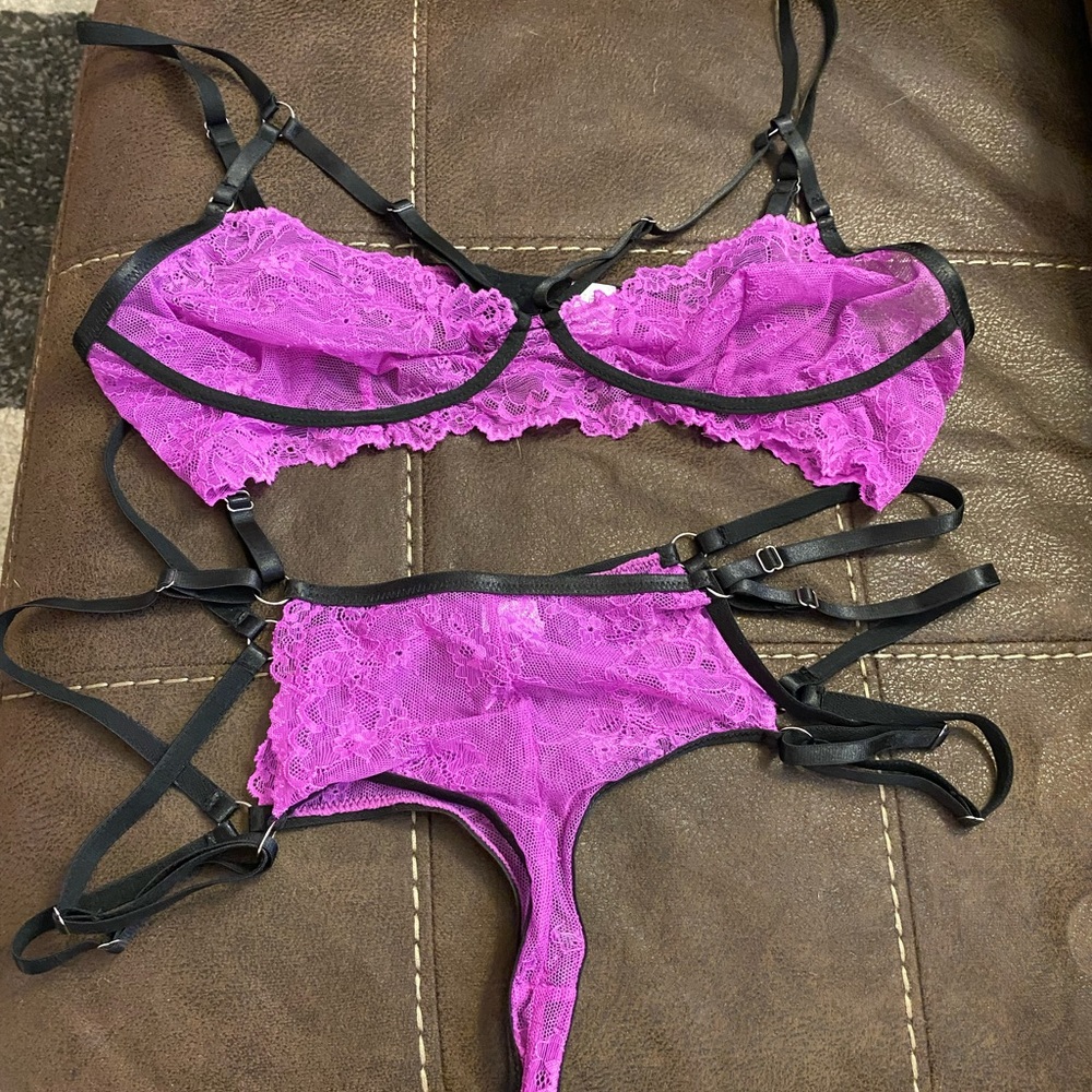 Bra and panty set